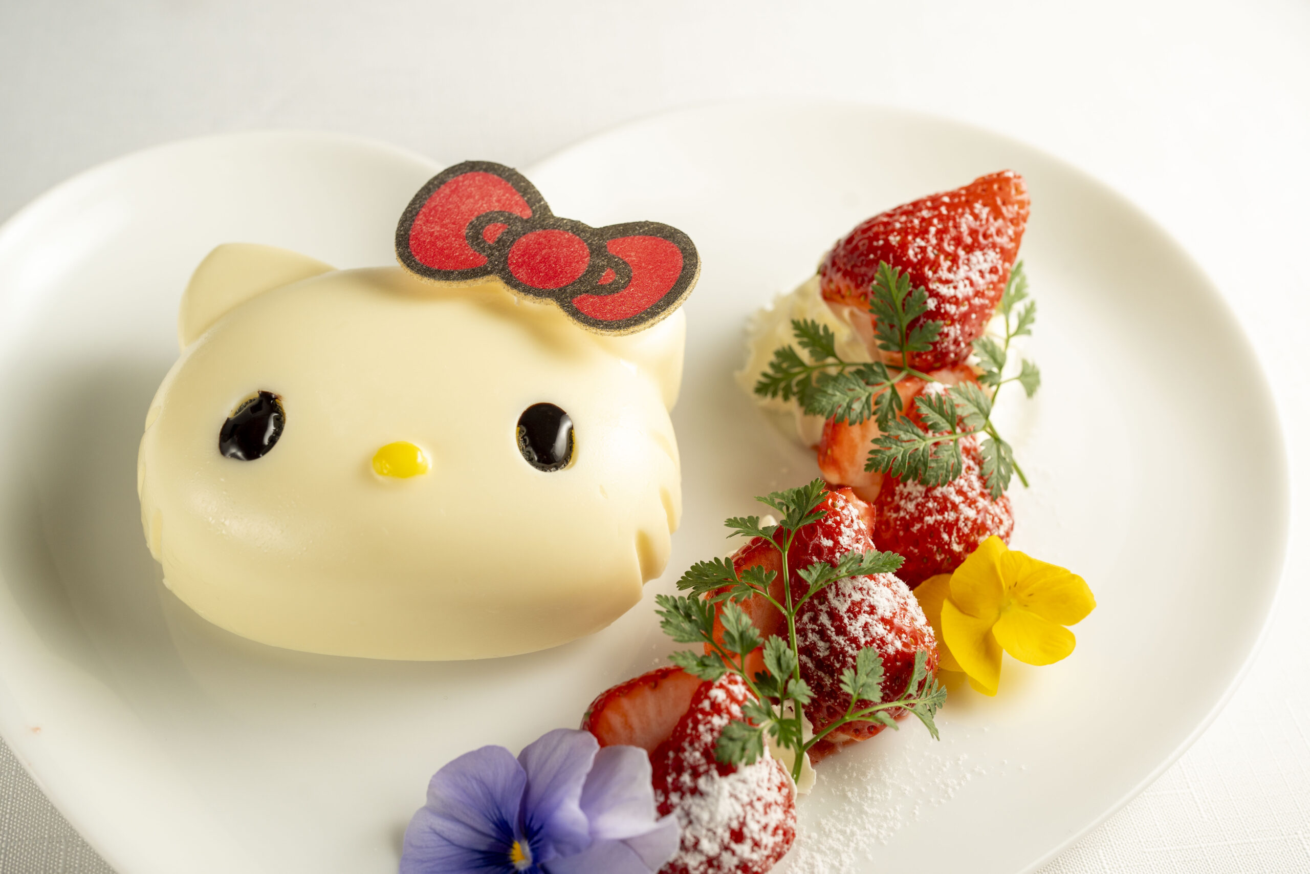 可愛さも美味しさももっと身近に】お得になった「ハローキティのチーズ