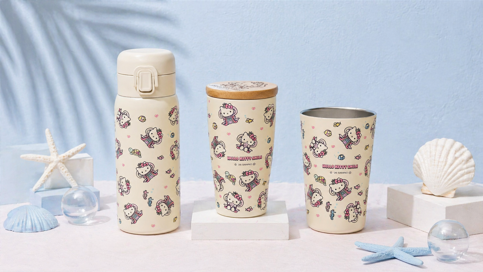 毎日使いたくなるかわいさ♡】ハローキティスマイルの新作ドリンク 