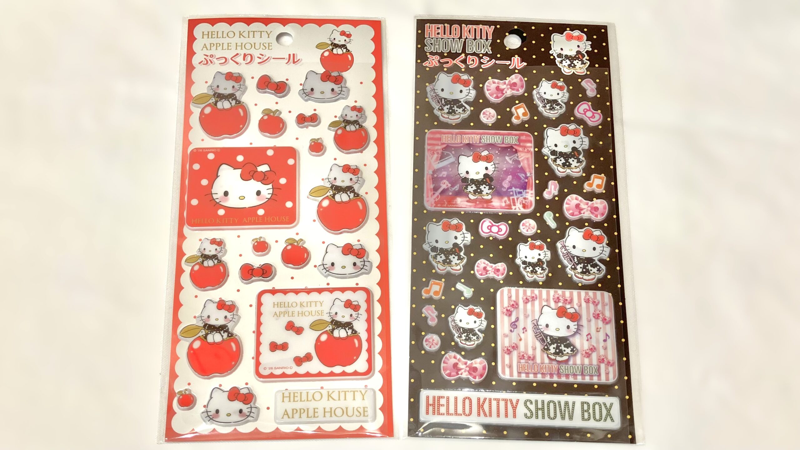 レトロ‼️フルーツHello Kitty フォトアルバム チェック HELLO KITTY SHOW BOX限定】ときめきが止まらない！「ぷっくりシール