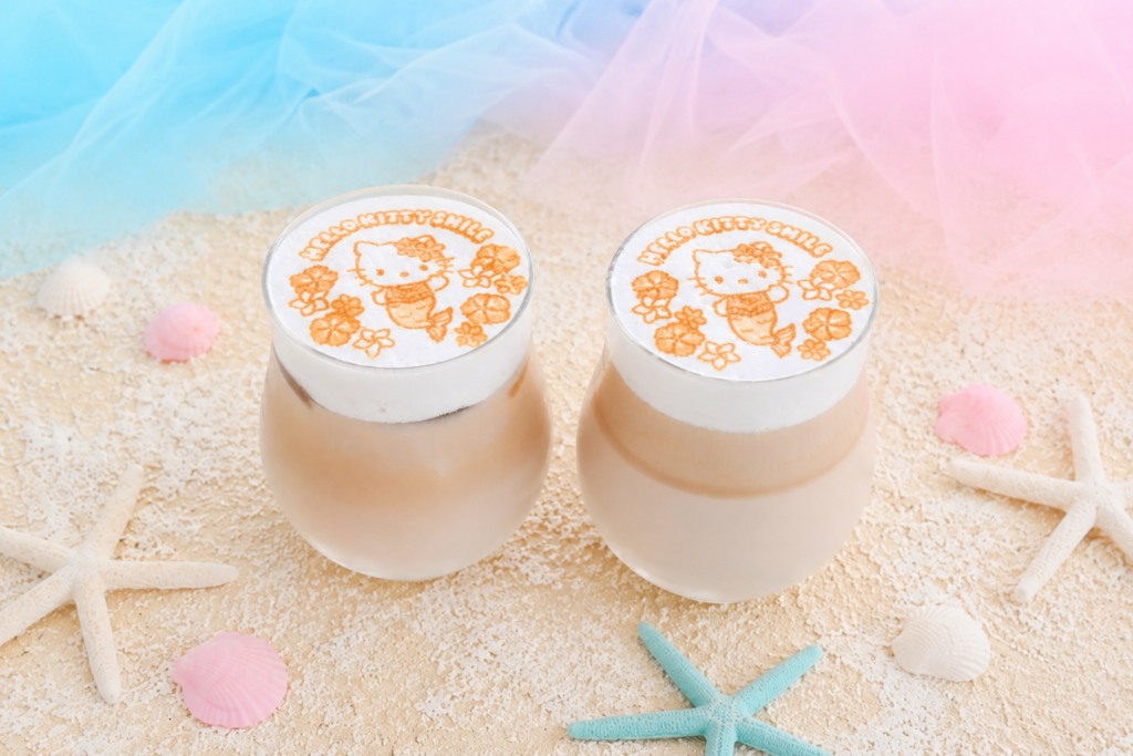 飲むのがもったいない♡】ハローキティのラテアートで特別なカフェ